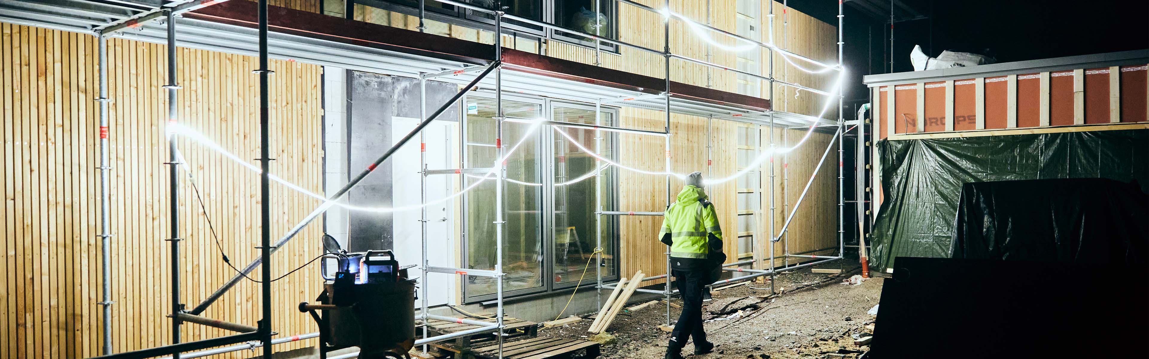 Belysning og verktøysikring gir tryggere arbeidsdager på vinterstid